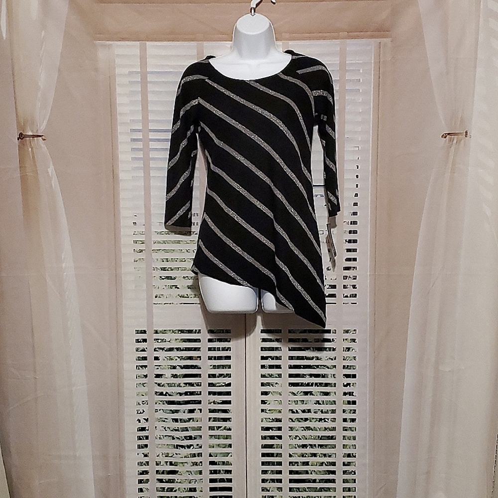 I.N.C International Concepts top